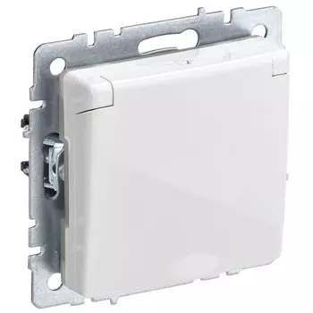 Розетка IEK Brite РСбш10-3-44-БрБ встраиваемая белая со шторками с крышкой (BR-R16-16-44-K01)