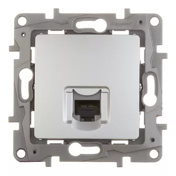 Розетка компьютерная Legrand Etika встраиваемая алюминий RJ45 (672441)