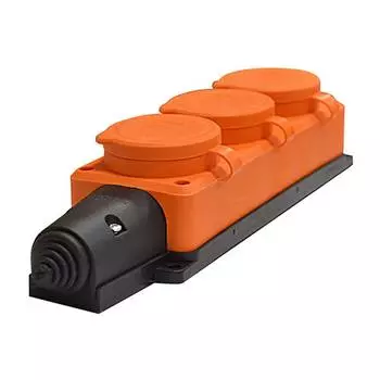 Розетка штепсельная UNIVersal тройная с заземлением IP44 оранжевая