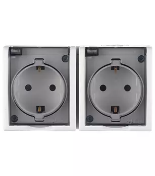 Розетка Simon 15 Aqua накладная белая со шторками с крышкой (1594443-030)