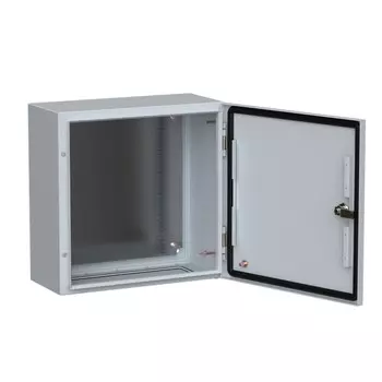 Щит распределительный навесной IEK Titan 5 ЩМП-40.40.20 металлический IP66 400х400х200 мм с монтажной панелью