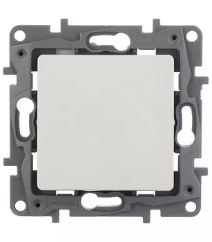 Выключатель Legrand Etika одноклавишный встраиваемый белый (672201)