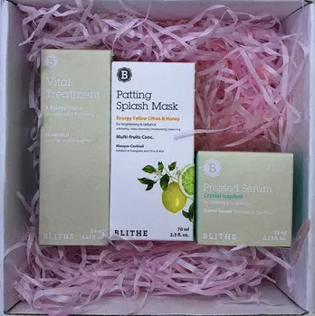 Blithe Подарочный набор "Ровный тон и сияние": маска для сияния 70 мл + эссенция увлажняющая 54 мл + сыворотка 22 мл, 1 шт (Blithe, Сияй)