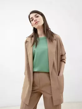 Легкий свободный жакет цвета капучино