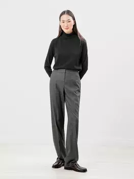 Прямые брюки из костюмной ткани со стрелками