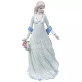 Фигурка декоративная Девушка с букетом Y4-3850 I.K, 29 см