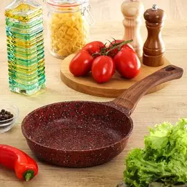 Сковорода алюминий, 20 см, антипригарное покрытие, Гурман, Granite Red, красная, ГМ2001 ГР, ручка под дерево