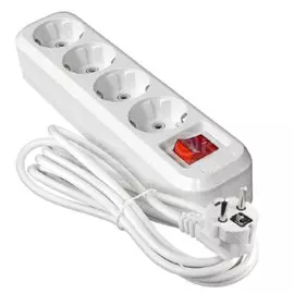 Удлинитель бытовой 4 гнезда, 5 м, ПВС, 3х1 мм, с заземлением, выключатель, UNIVersal, S-304, 9631991