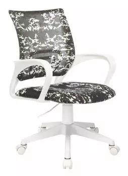 Кресло детское Бюрократ KD-W4, обивка: ткань, цвет: черный/зеленый, рисунок милитари