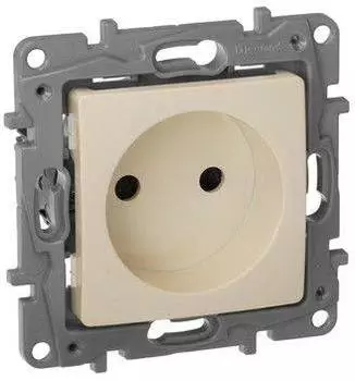 Розетка силовая Legrand Etika слоновая кость (672334)