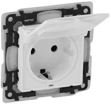Розетка силовая Legrand Valena Life белый (753119)