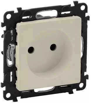 Розетка силовая Legrand Valena Life слоновая кость (753516)