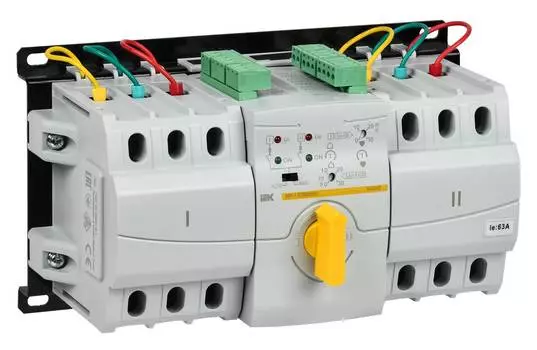 Выключатель автоматический IEK АВР-1 MAT10-063 63A тип C 6kA 3П 220/230В 6мод белый (упак.:1шт)
