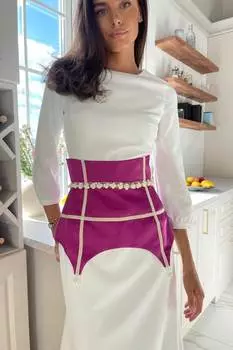 Баска из атласа с бархатным кантом