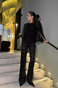 Брюки из кружева