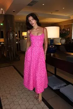 Платье-бюстье на фигурном корсете из жаккарда