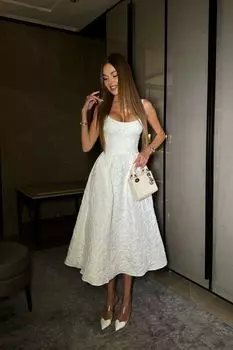 Платье-бюстье на фигурном корсете из жаккарда