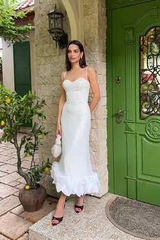 Платье-бюстье с драпировкой на груди и сборкой по низу