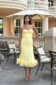 Платье-бюстье с драпировкой на груди и сборкой по низу