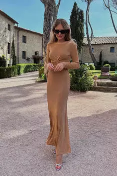 Платье-макси из трикотажа с длинным рукавом