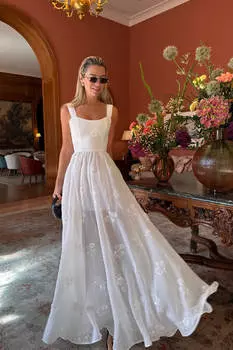 Платье- макси с вышивкой пайетками