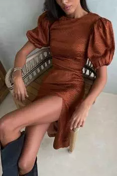 Платье-миди из вискозы с пышным рукавом и разрезом