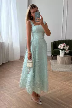 Платье -миди на прямом корсете и юбкой со складками