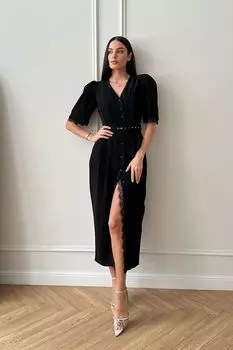 Платье-миди на пуговицах с кружевной отделкой и ремнем