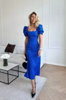 Платье-миди с квадратным вырезом и юбкой годе