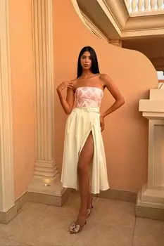 Платье-миди с юбкой на запах и ремнем