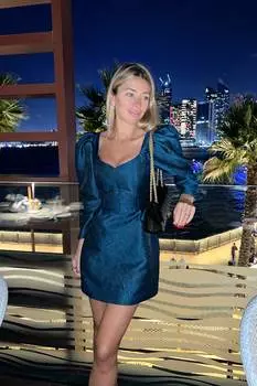 Платье-мини из жаккарда с длинным рукавом