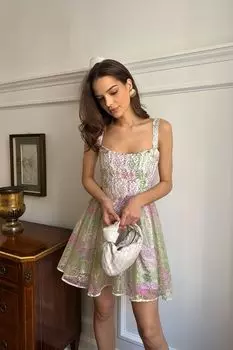 Платье-мини на рельефном корсете с бретелями