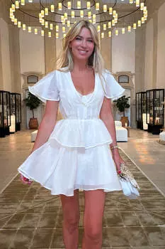 Платье - мини с баской и рукавами- воланами