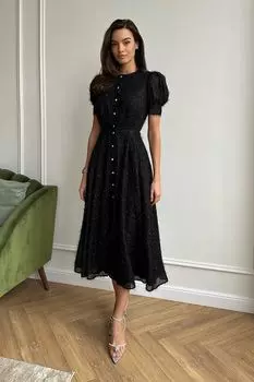 Платье в длине миди с акцентными пуговицами