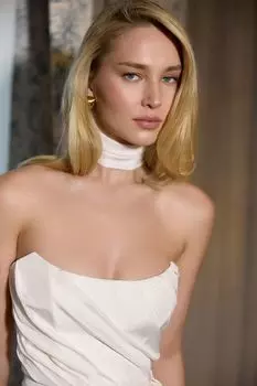 «Rose Nue» топ из шелка с чокером