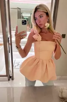 Топ "безе" на корсетной основе с декором