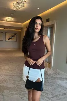 Топ на бретелях трикотажный с вышивкой