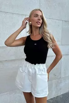 Топ на бретелях трикотажный с вышивкой