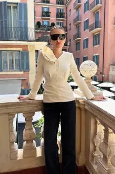 Топ с длинным рукавом и декором из атласа