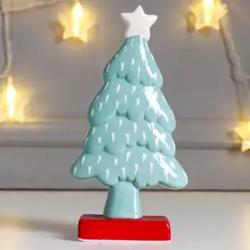 Сувенир Ёлочка со звездой на макушке (9х4х17 см)