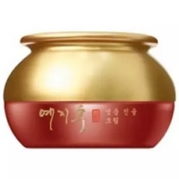 Bergamo Yezihu Cream - Крем с экстрактом красного женьшеня, 50 мл