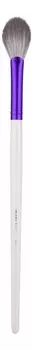 Маленькая веерная кисть для хайлайтера, пудры и румян К64