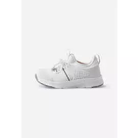 Кроссовки Luontuu Белые Reima