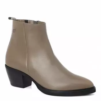 Одежда, обувь и аксессуары Giovanni Fabiani