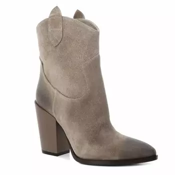 Одежда, обувь и аксессуары Nando Muzi