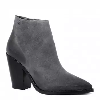 Одежда, обувь и аксессуары Nando Muzi