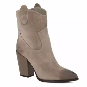 Одежда, обувь и аксессуары Nando Muzi