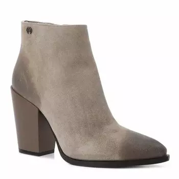 Одежда, обувь и аксессуары Nando Muzi