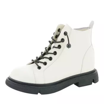 Белые ботинки из гладкой кожи