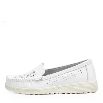 Белые мокасины из кожи с перфорацией